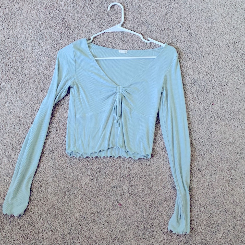 Cinch V Neck Long Sleeve